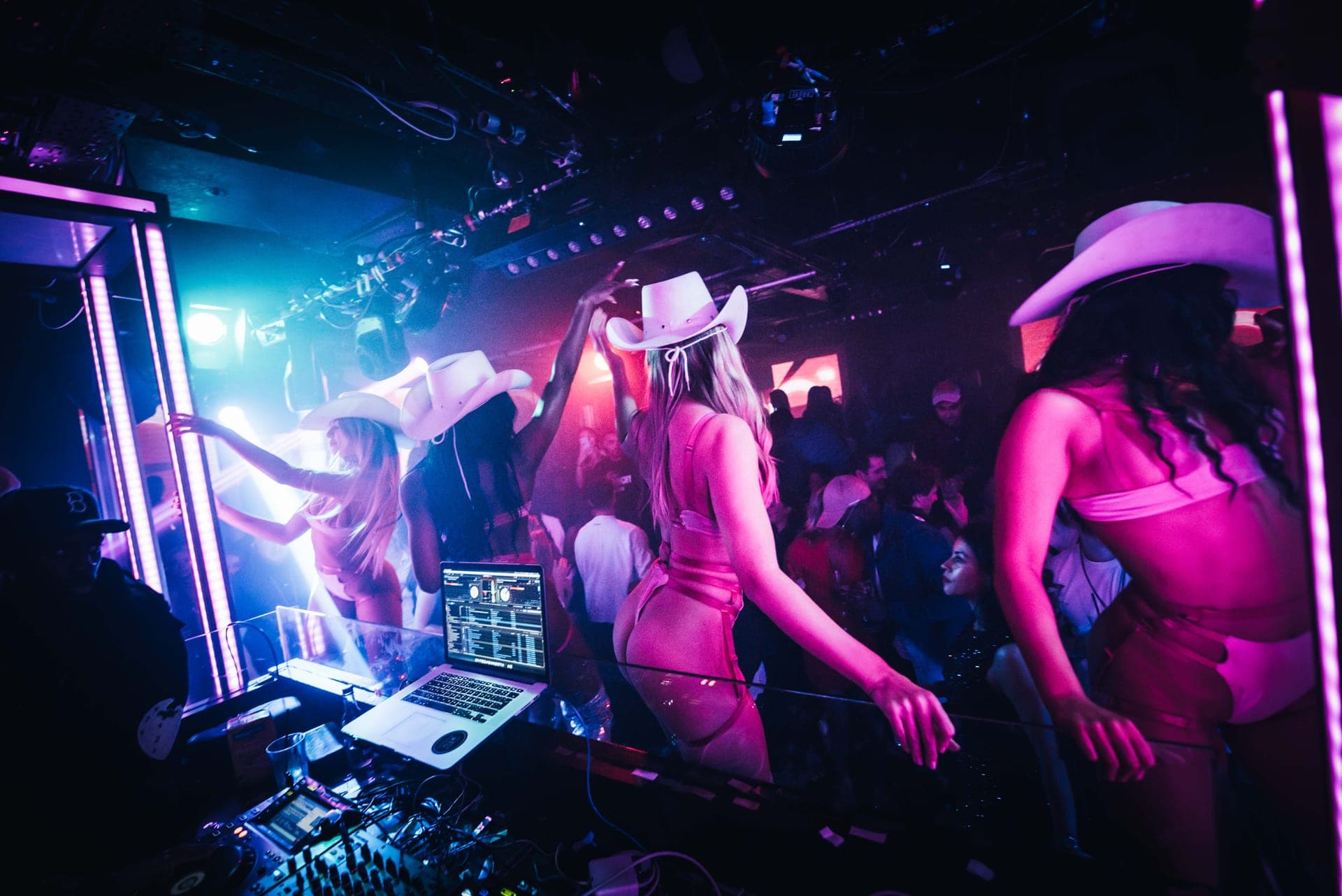 Afrobeats Clubs in London — Where to Hear Afrobeats & Amapiano Every Week