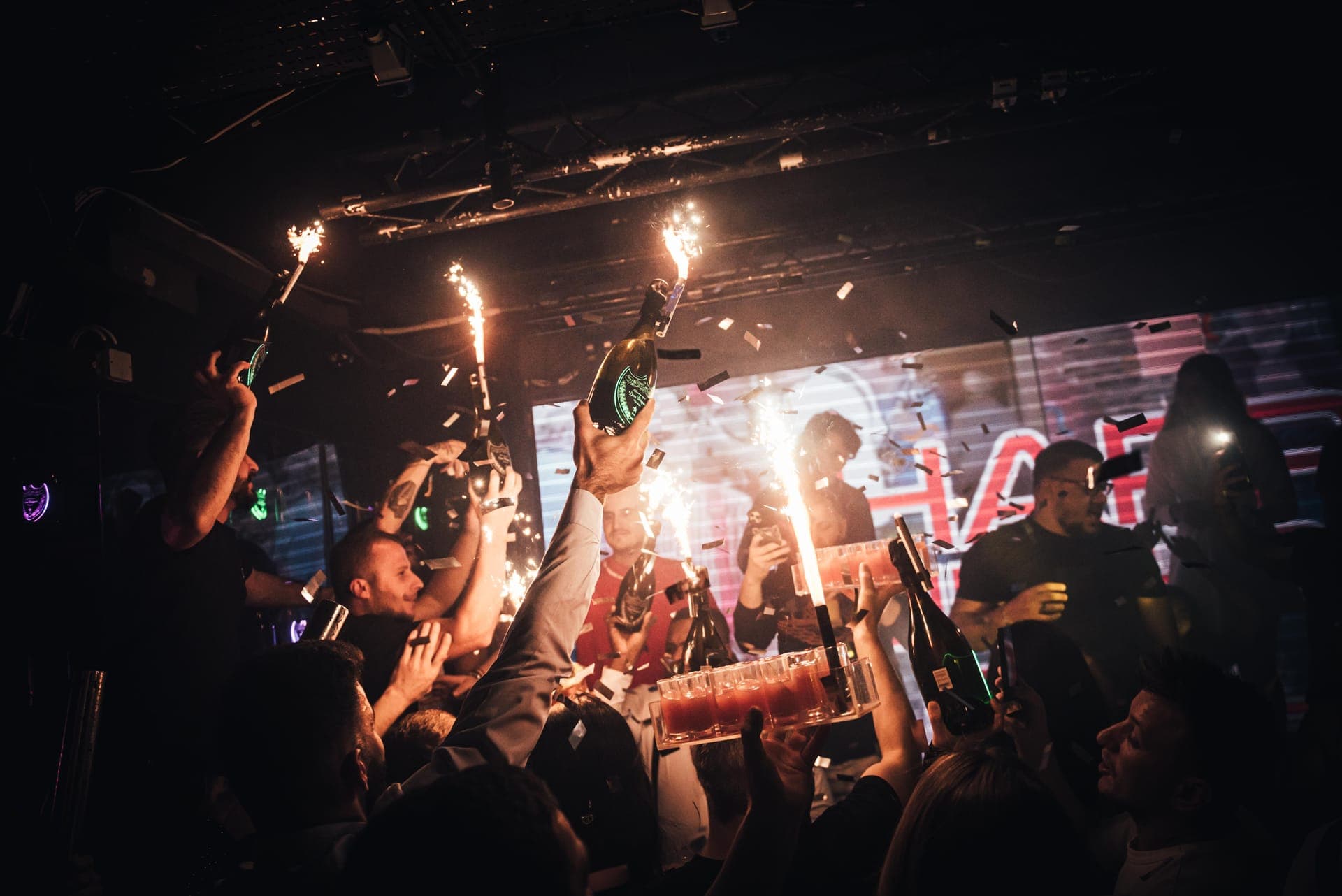Last-Minute Night Out in London - How to Make It Happen Tonight